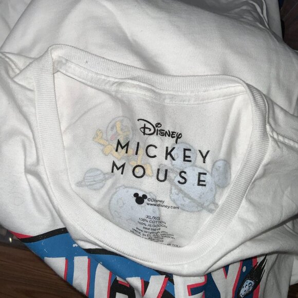Disney Mickey Astronaut Space Legend Graphic Tee Size XL - Picture 3 of 3